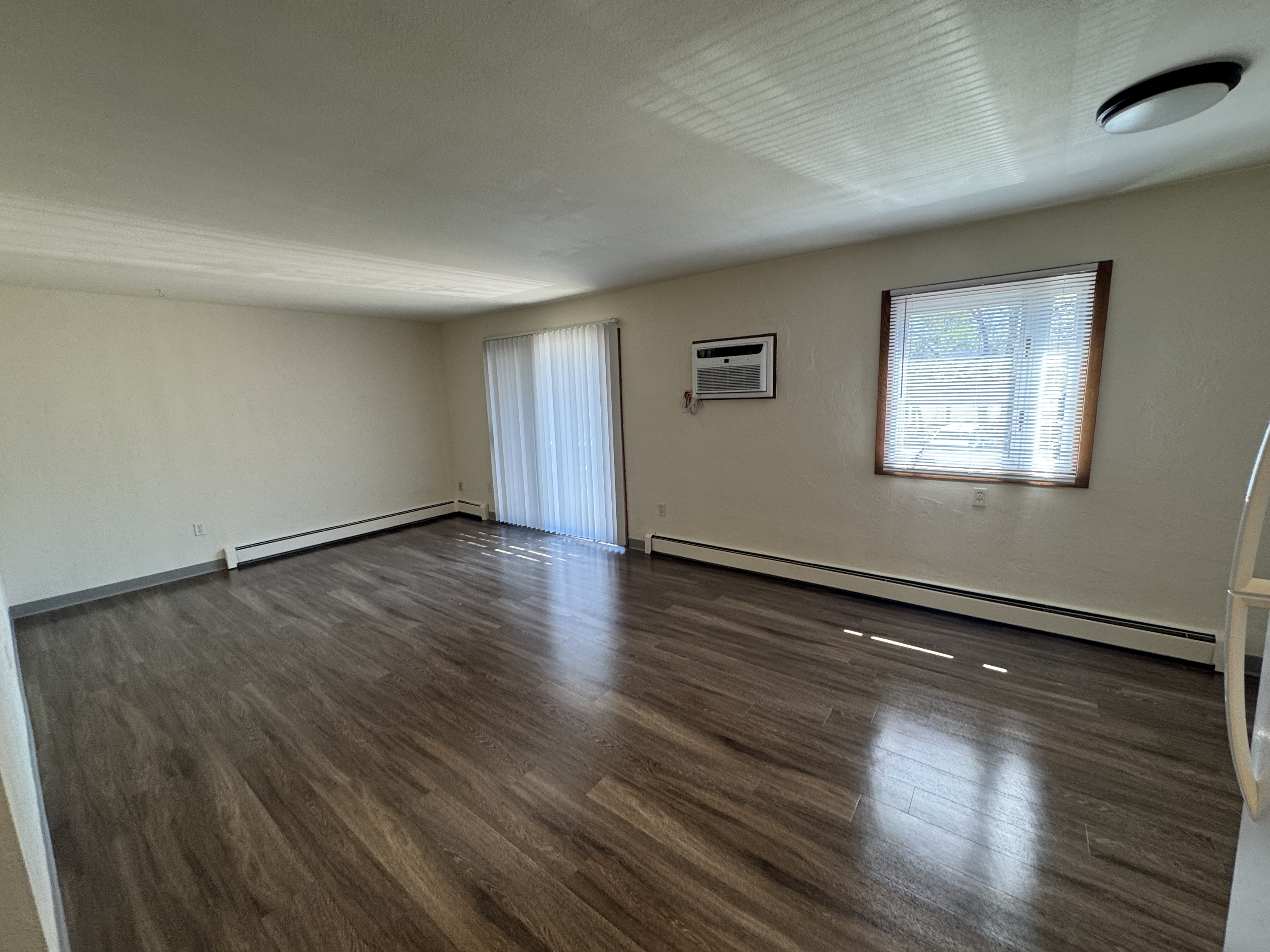 1862 Feronia Ave - 6